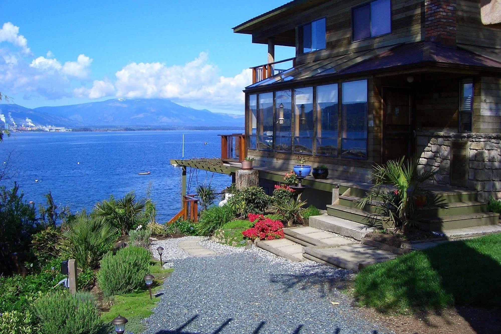 Beachfront At Vesuvius Ganges Exterior foto